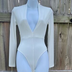 NWT Forever 21 Ribbed cream deep V neck body suit